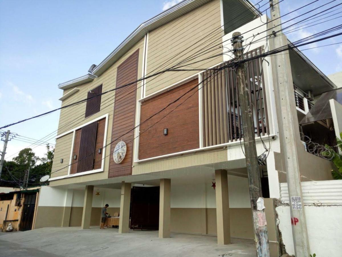 Clark-Pad Inn, Angeles City Exterior photo